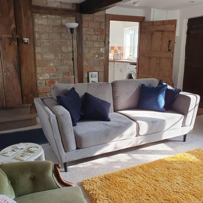 Priory Cottage Уестбъри Екстериор снимка